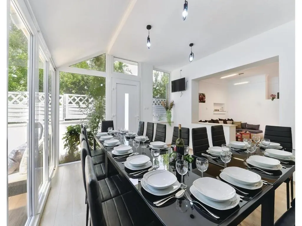 Villa 'Gega' Xxl Zadar